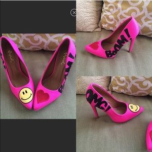 Cutest pink shoes (SOLD)
