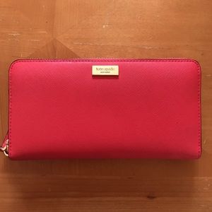 Kate Spade Neda Wallet "Geranium"