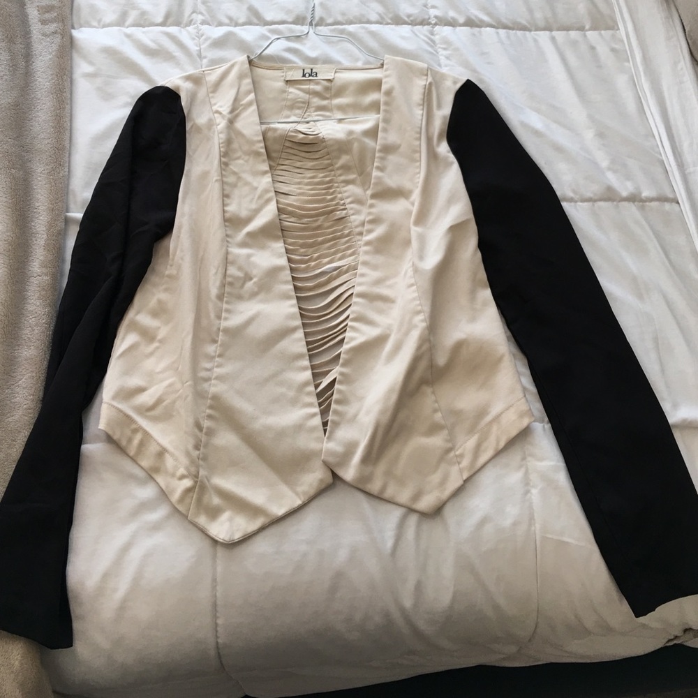 Two tone edgy blazer