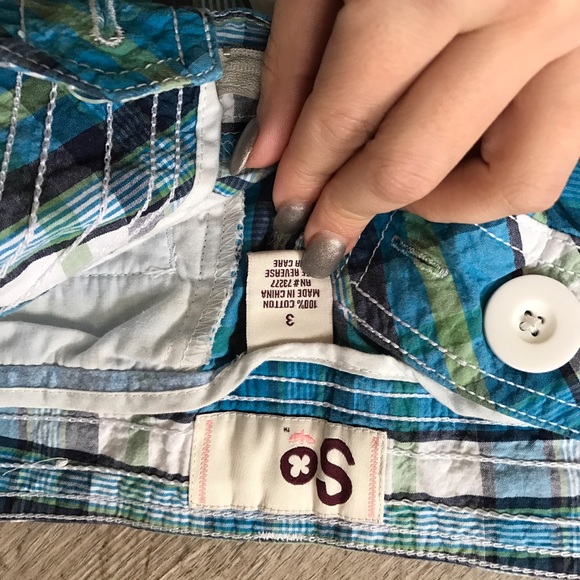 Capris - Picture 2 of 2