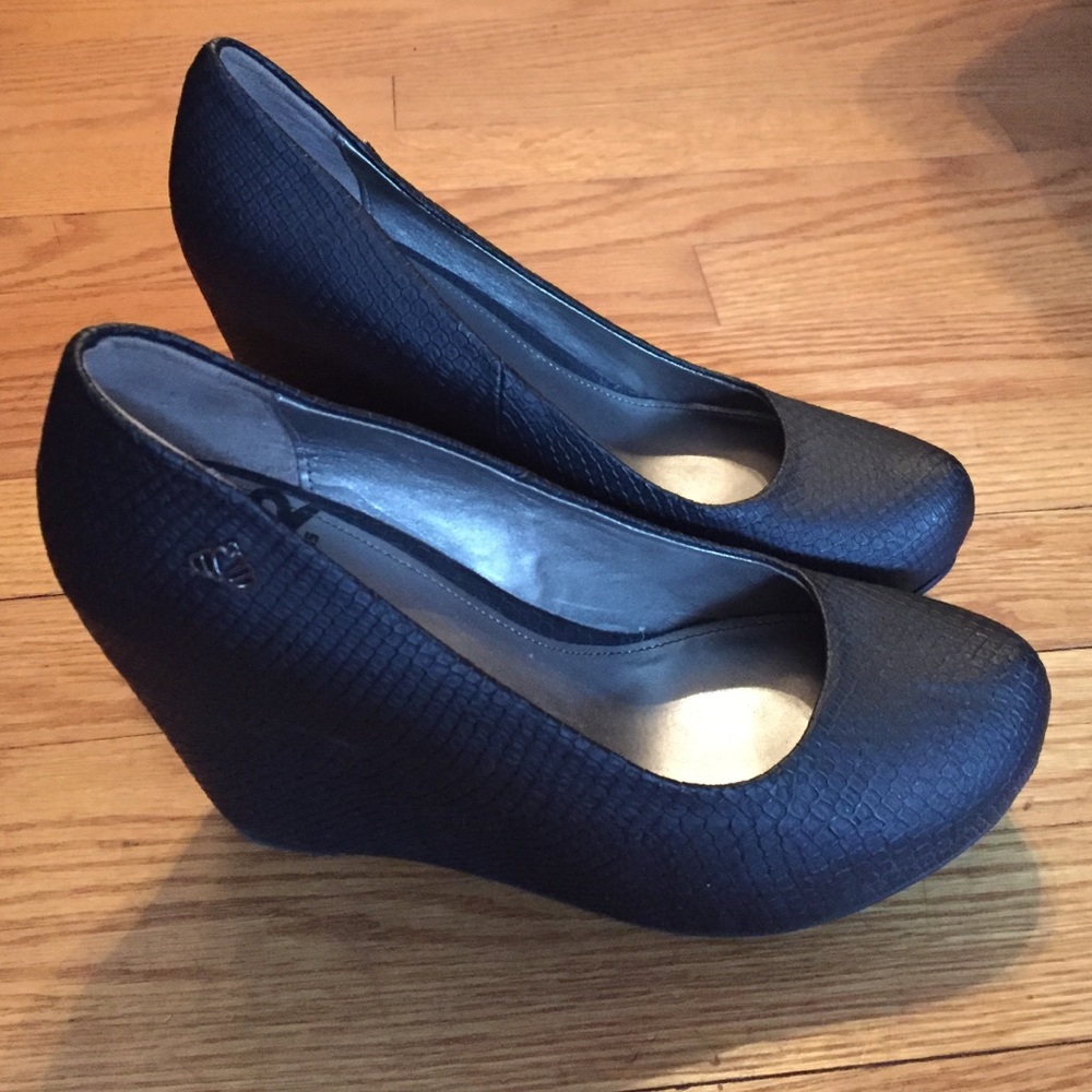 Fergie heels