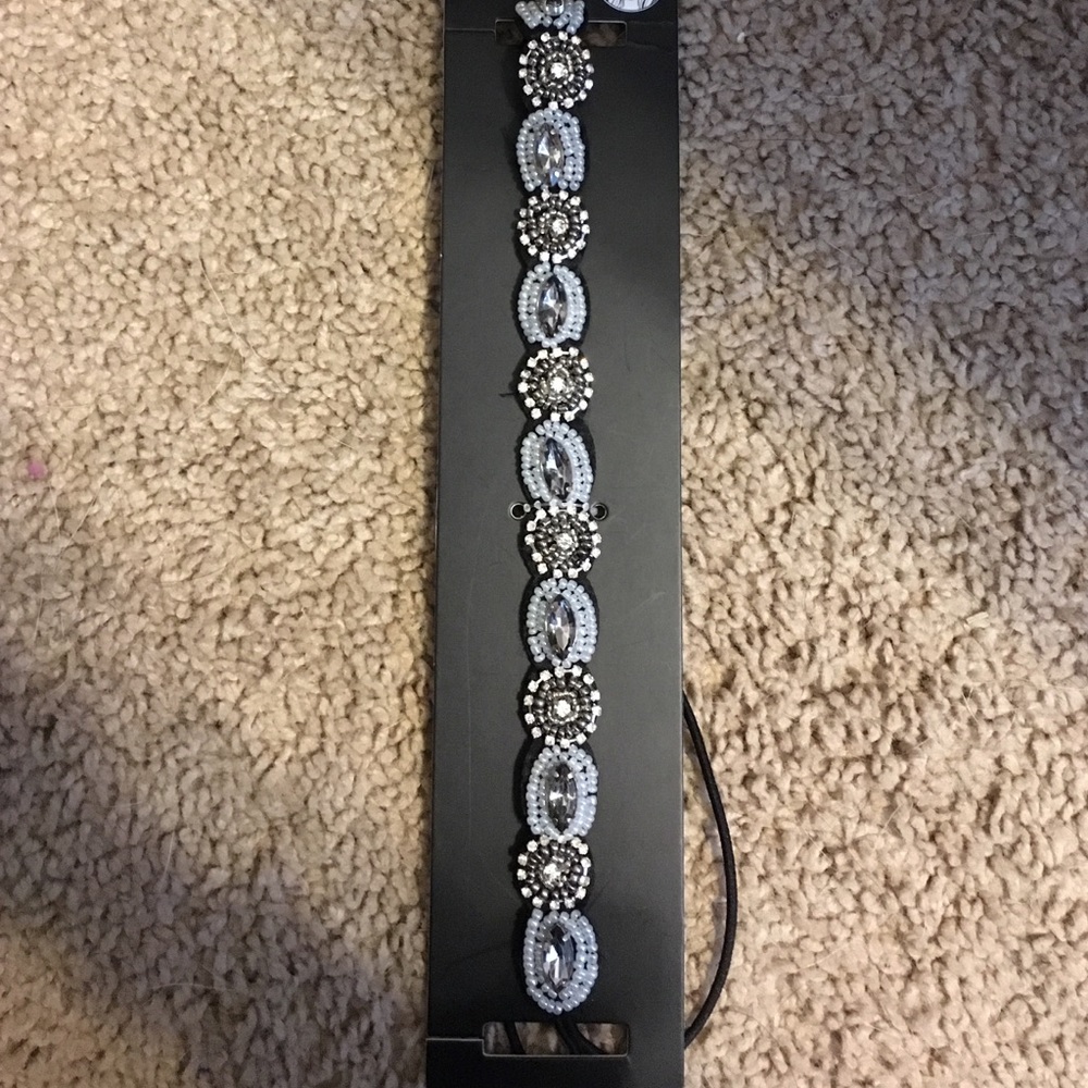 Never worn before headband