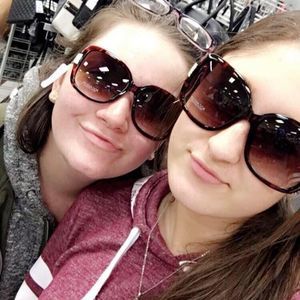 Meet your Posher, Marybeth