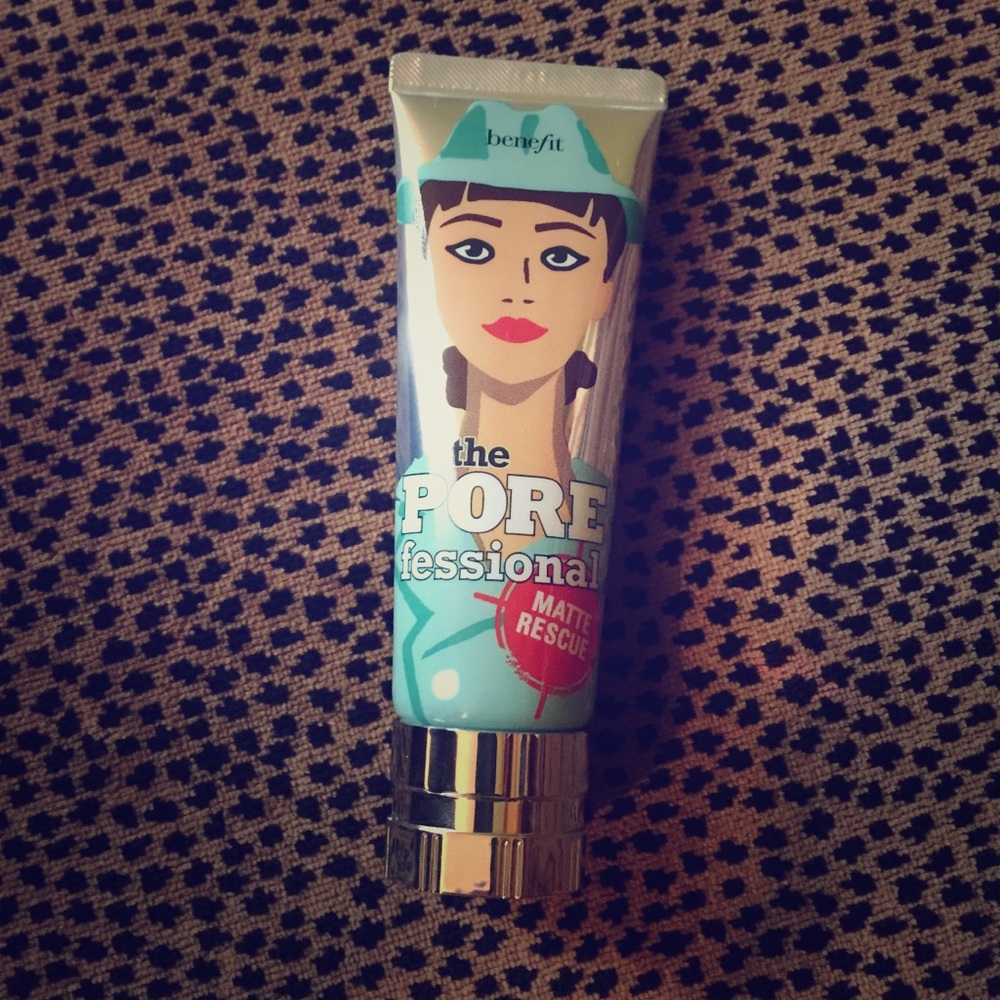 Benefit pore-fessional matte rescue