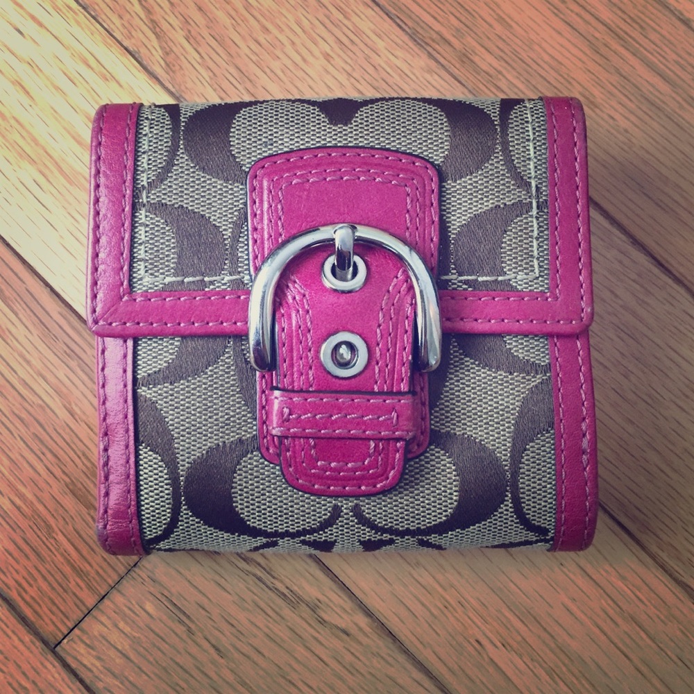 Coach wallet