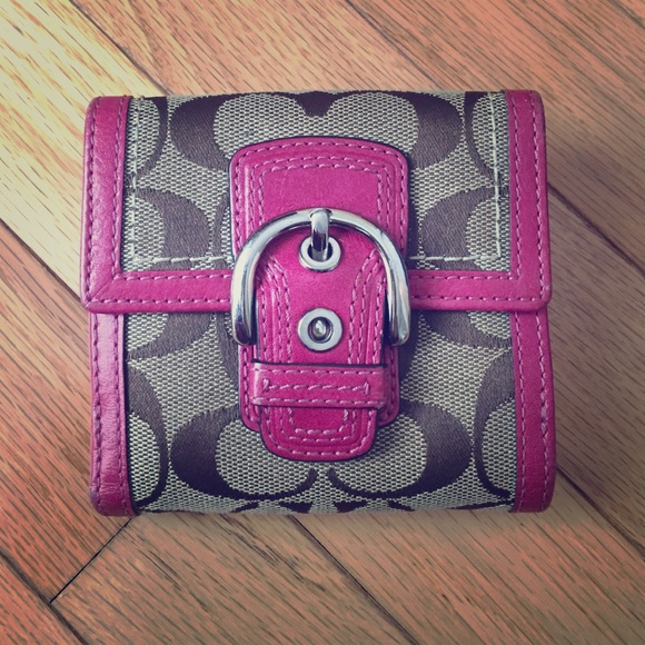 Coach wallet - Picture 1 of 4