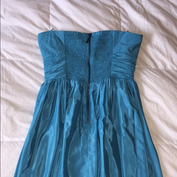 Jessica Simpson dress size 6 - Picture 3 of 3
