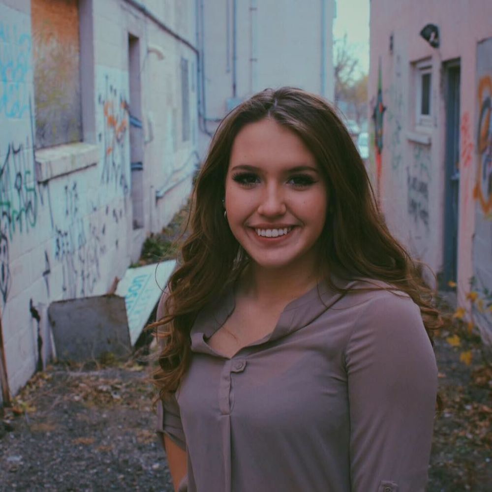 Meet your Posher, Kendra