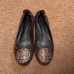 Chocolate brown Tory Burch Reva ballet flats, sz 6