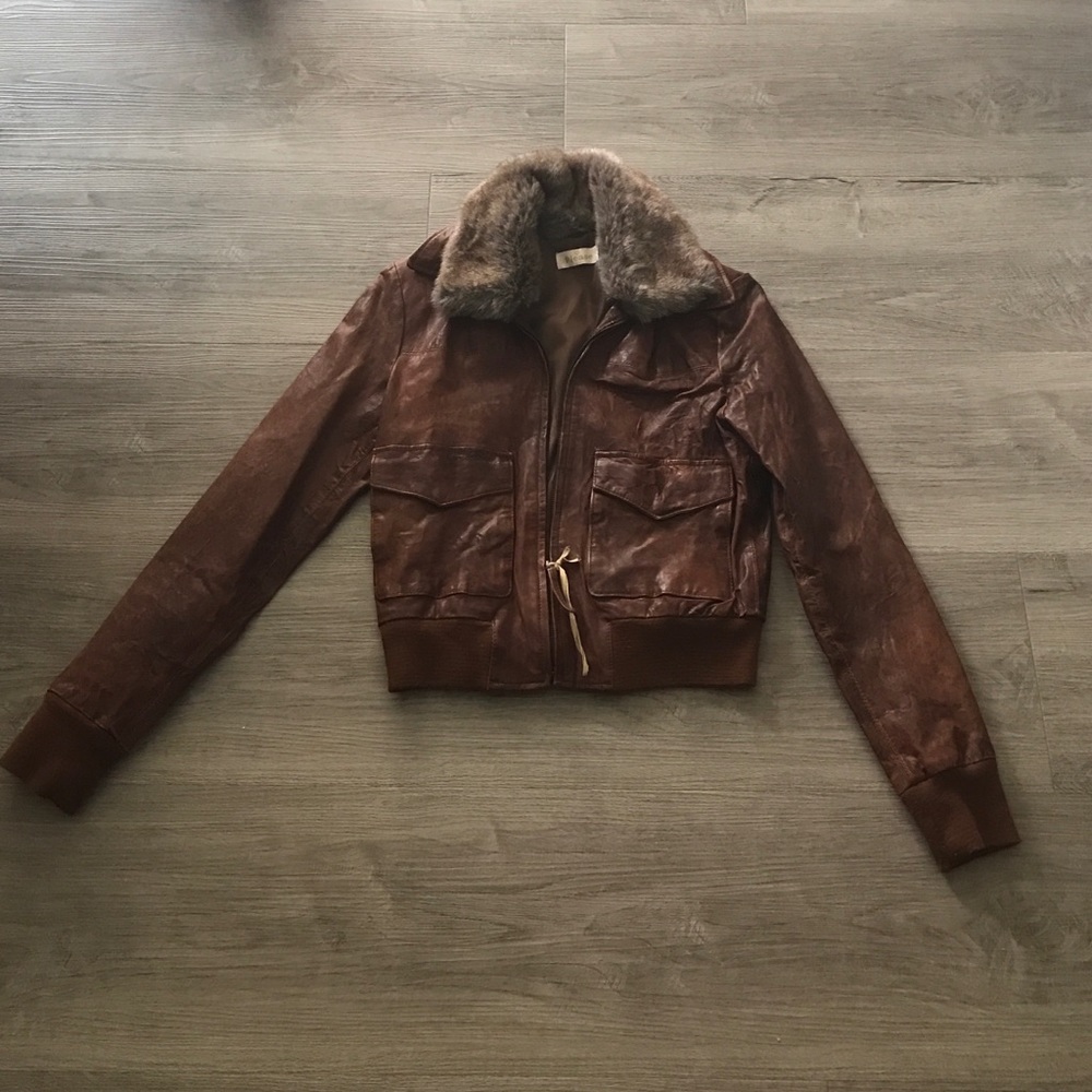 ⭐️MOVING SALE ⭐️Brown Distressed Leather Jacket S