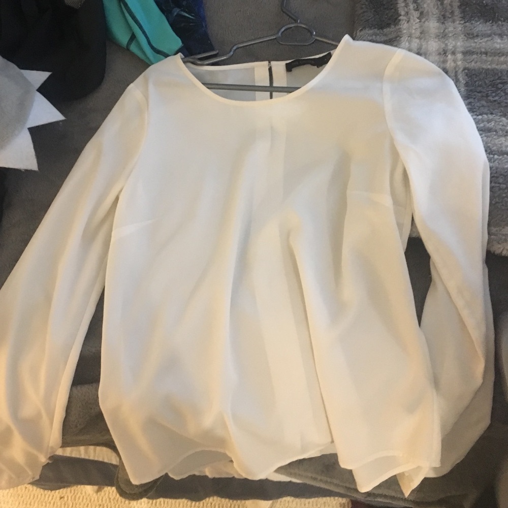 Limited blouse