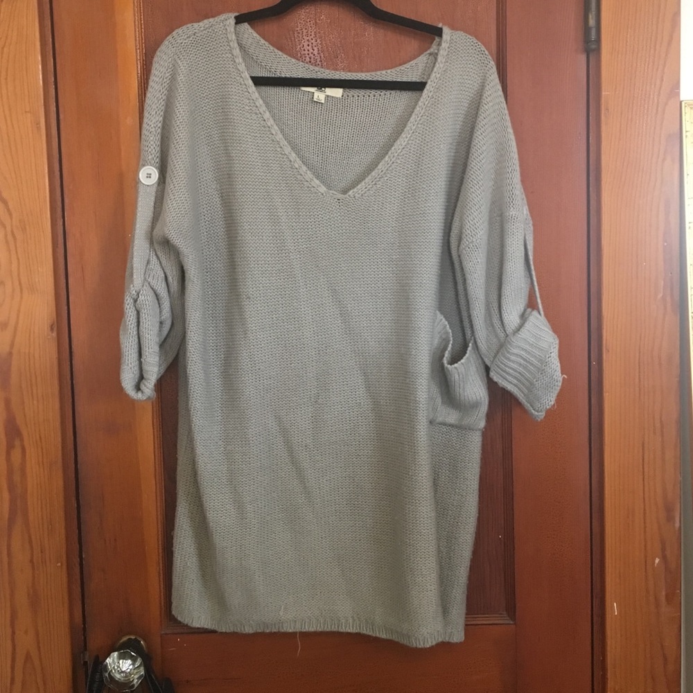 Grey Ya Los Angeles large sweater.