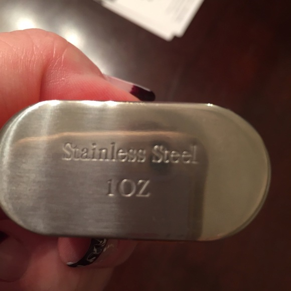 Flask Keychain - Picture 3 of 3