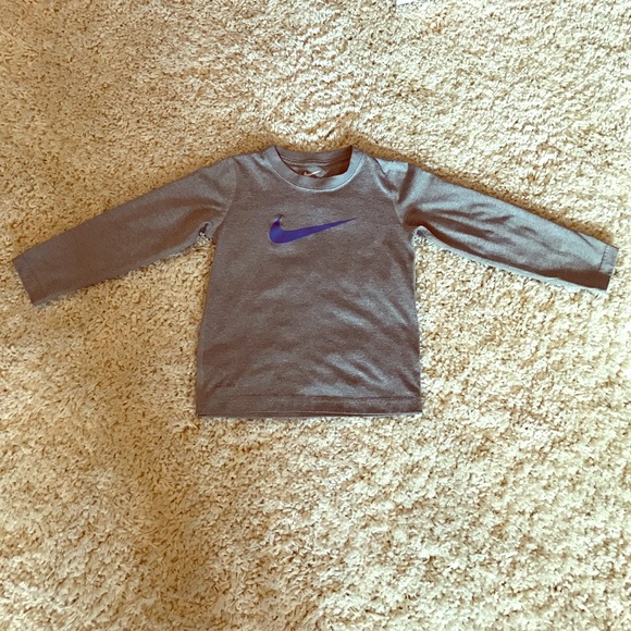 Nike Other - Boy's Size 6 Gray Nike Dri-Fit Long Sleeve Shirt