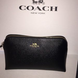 🆕PRICE FIRM Coach Large Cosmetic Case