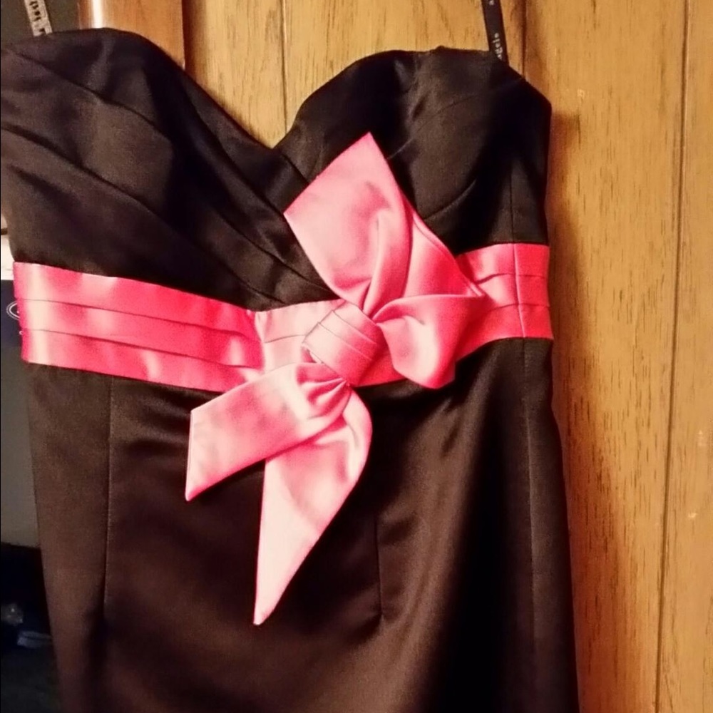 New/Never worn Alfred Angelo dress.
