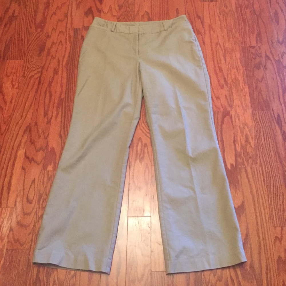 Classic Khaki Pant