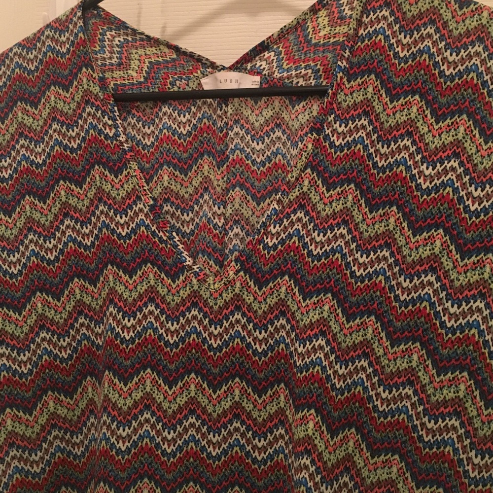Top; blouse - Picture 2 of 3