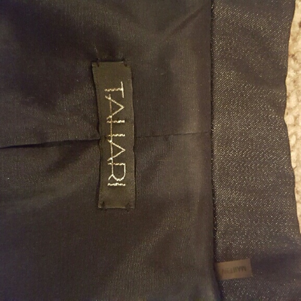 Tahari blazer! - Picture 3 of 5