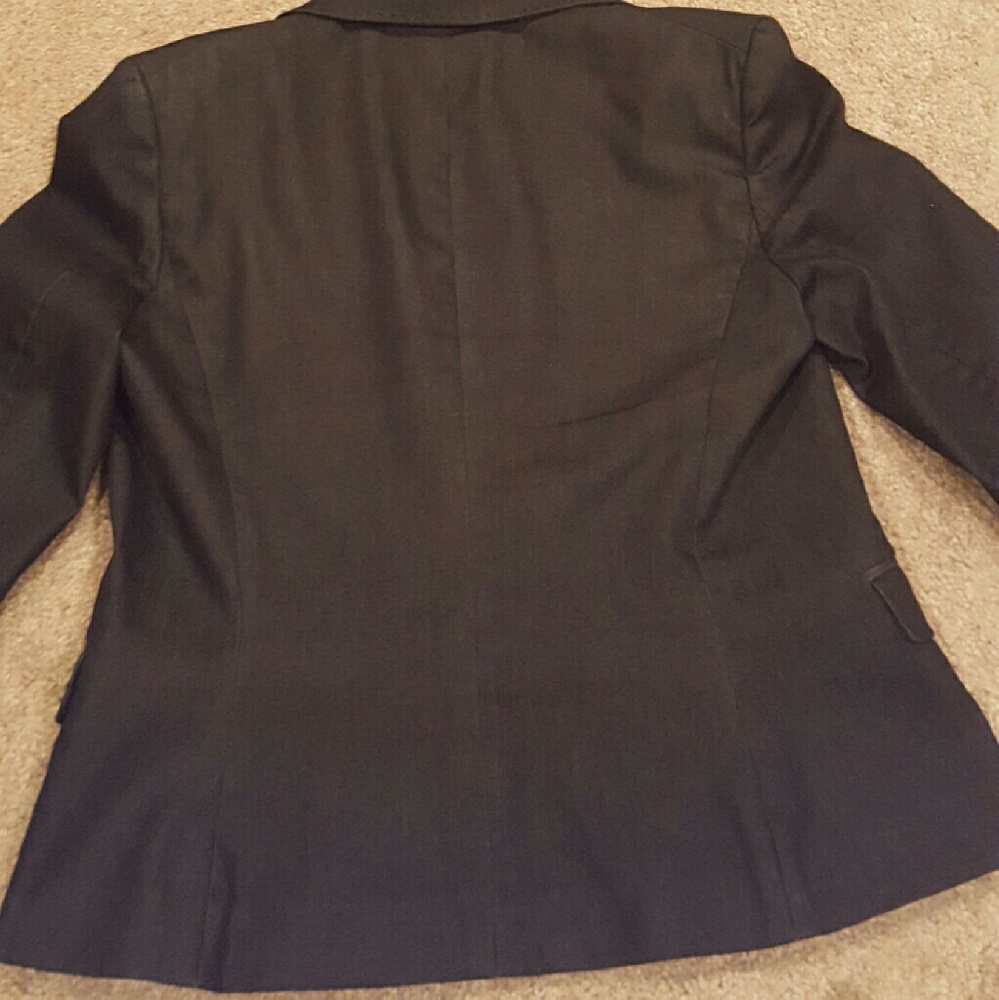 Tahari blazer! - Picture 4 of 5
