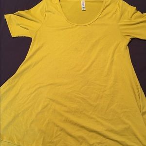 Lularoe mustard medium perfect T.