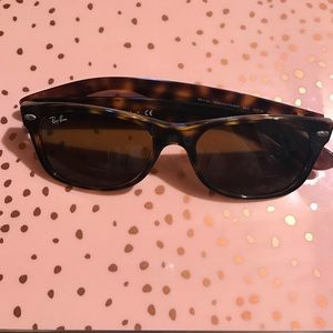 Rayban NEW WAYFARER Sunglasses