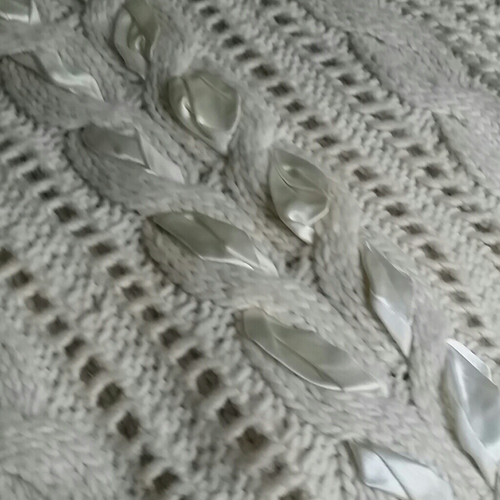 Chunky Oversized Ribbon Sweater - Picture 3 of 4