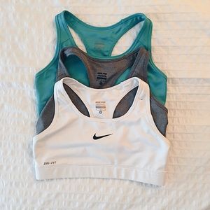 Nike Pro Sports Bra Bundle