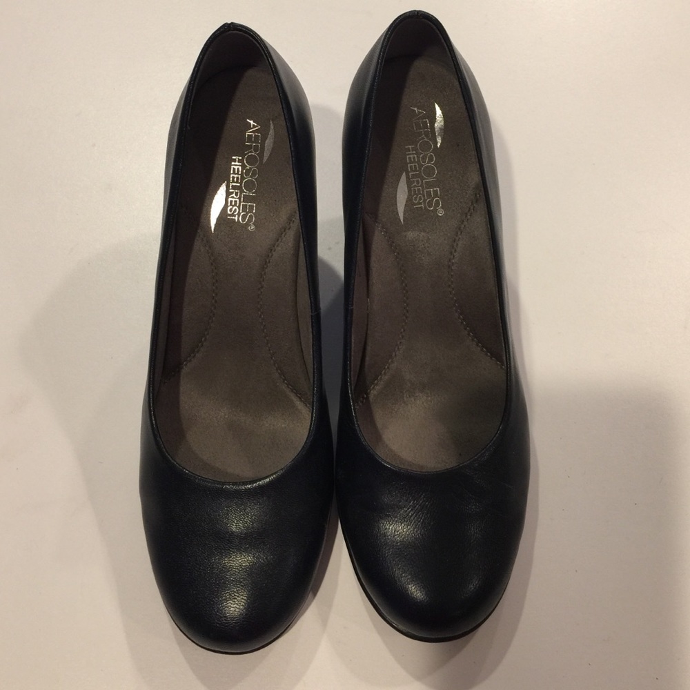 Aerosoles Heelrest Navy 8 1/2 M Pumps