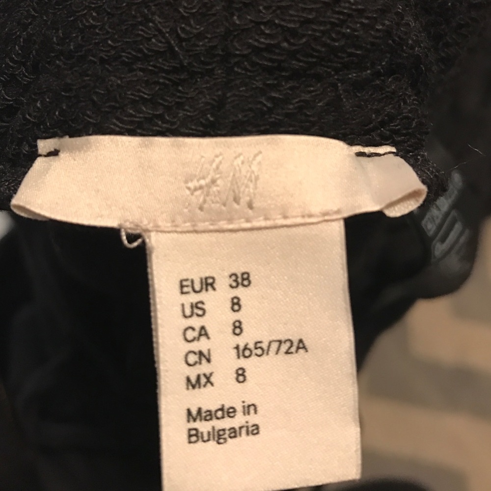 H&M. - Picture 3 of 3