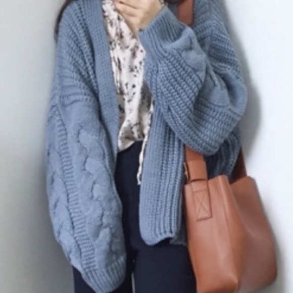 ✨✨50% OFF!!!!✨✨pattern sweater cardigan ✨✨ - Picture 4 of 5