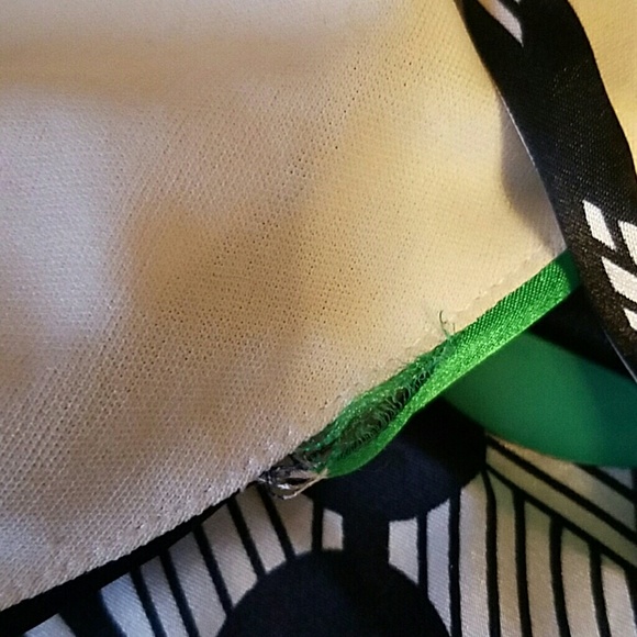 Large halter top - Picture 3 of 3