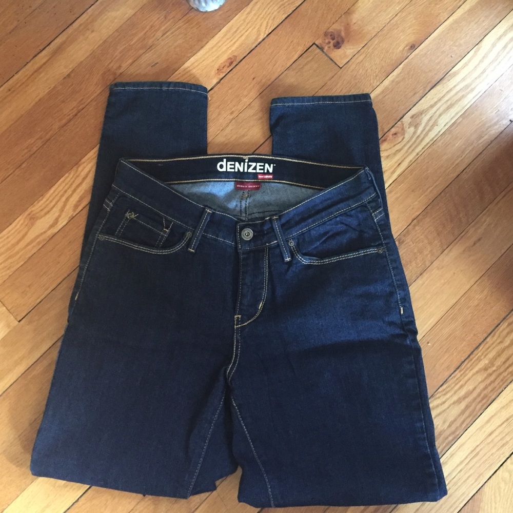 Dark Wash Skinny Jeans