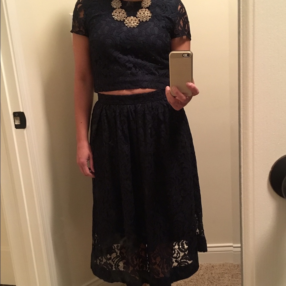 J Crew lace crop top and skirt - Picture 3 of 5