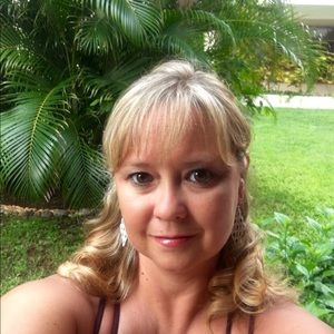 Meet your Posher, Sandy