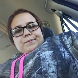 Meet your Posher, Dakota