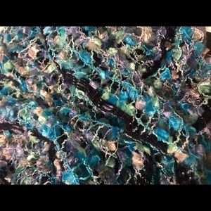 Bubble design blue eternity scarf.