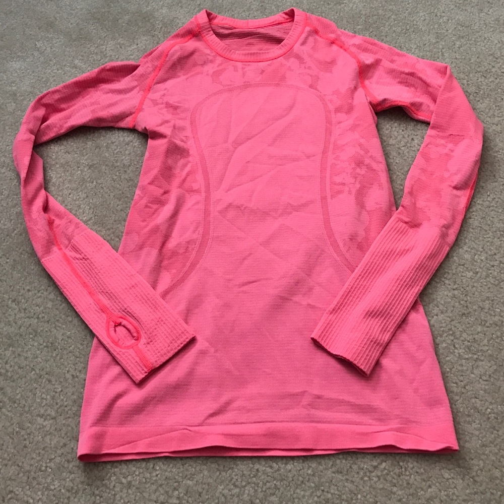 Lululemon coral swiftly