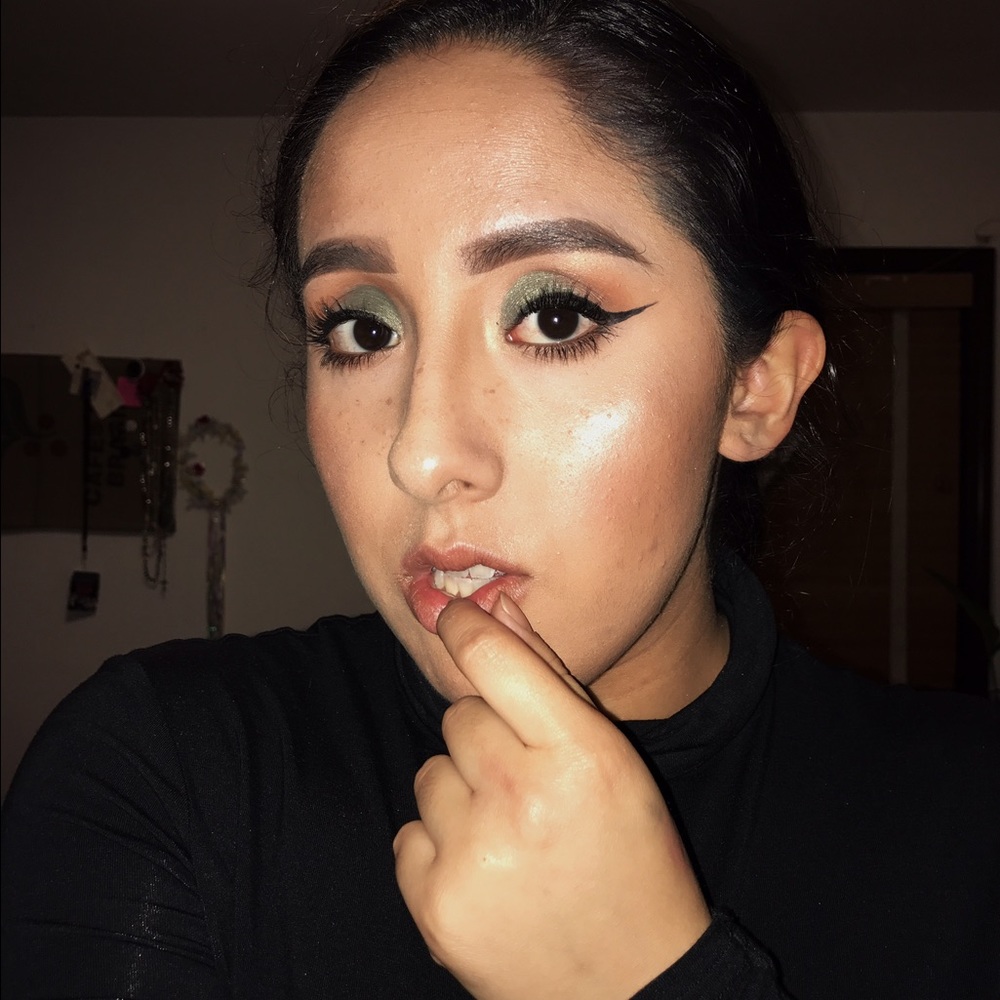 Meet your Posher, Ximena