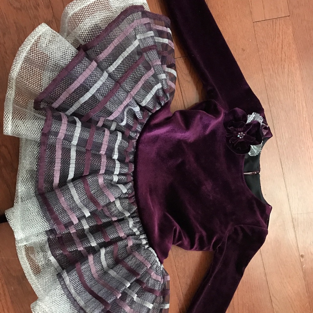 Brand new isobella and Chloe 9m dress