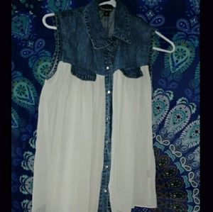 Size medium jean and white shirt