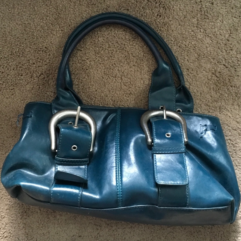 blue buckle tote
