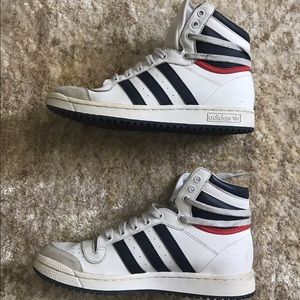 Classic Adidas leather high top sneakers size 8