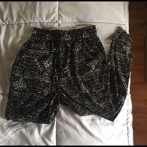 High waisted cropped pants!