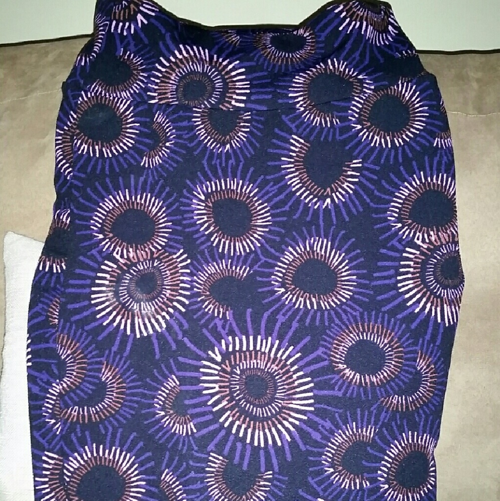 Xs unicorn Lularoe super cute Cassie 🦄