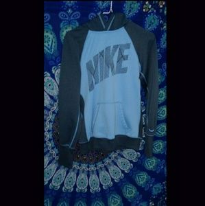 Blue therma-fit nike sweatshirt size medium