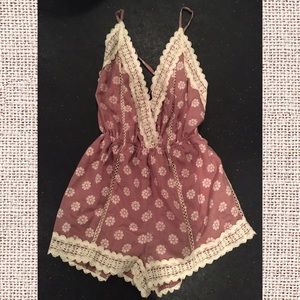 Floral Lace Backless Romper