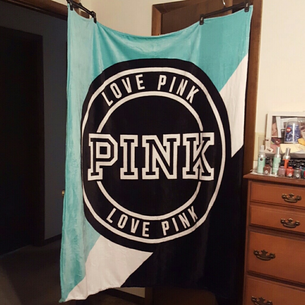 do not buy for @kitty_kat224  Saved New PINK