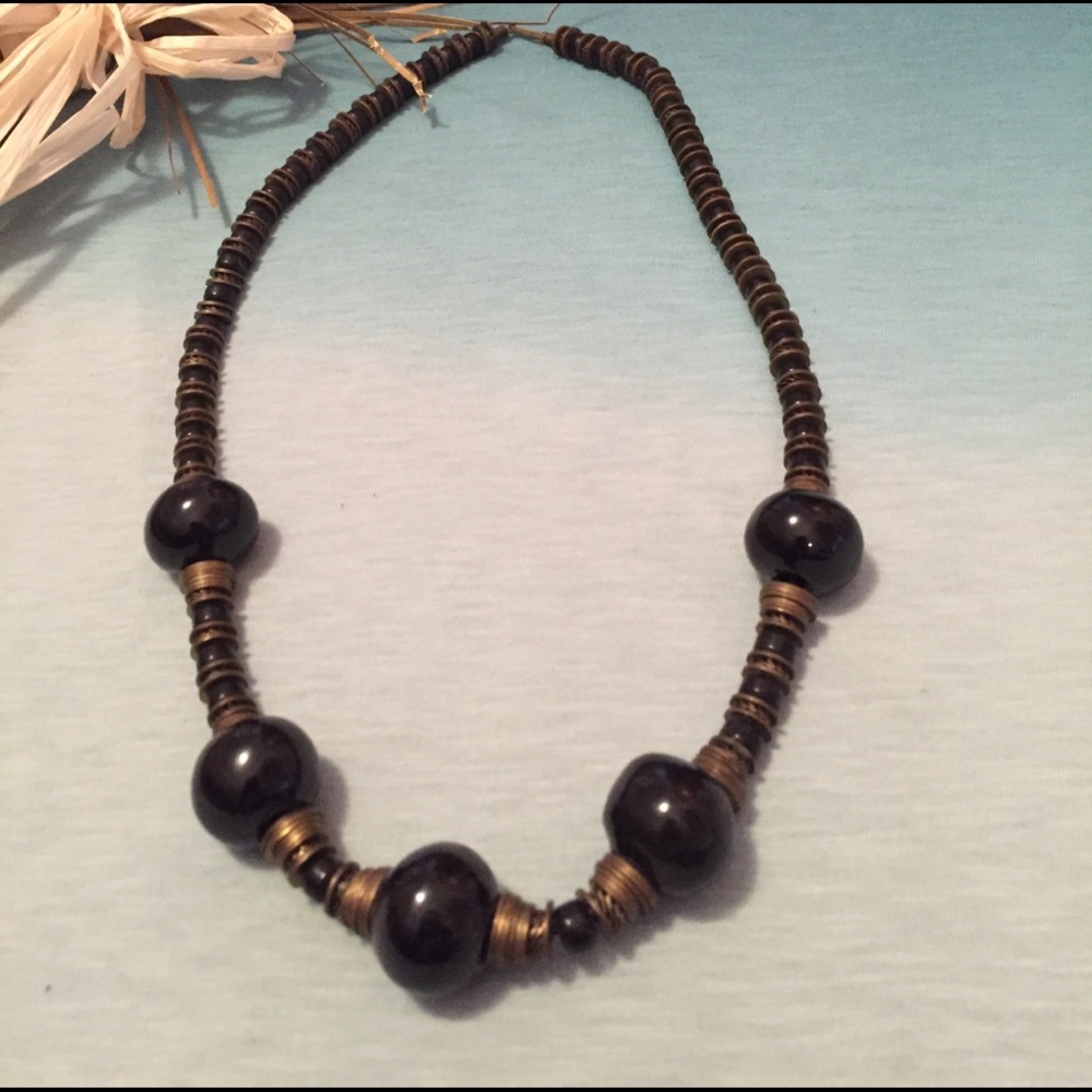 Chunky black & gold tone beaded statement necklace