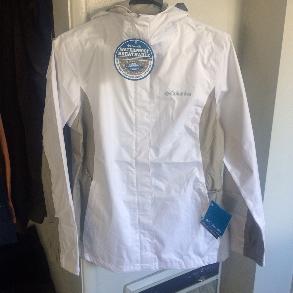 NWT Columbia Waterproof Shell Size XS